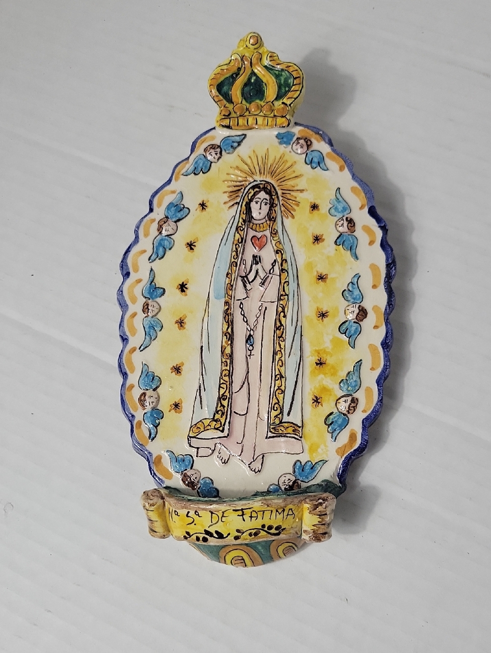 font for holy water or (aguamanil)